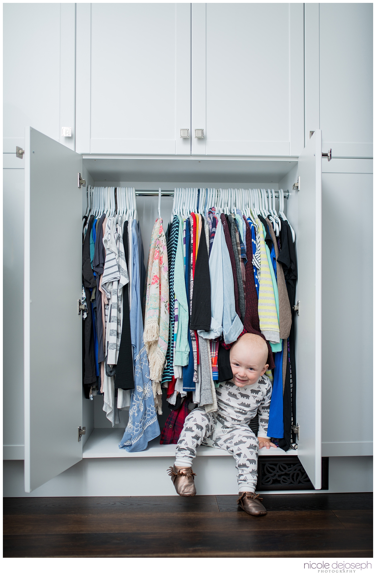 Britanie and Grayson's quiet days together before the new babe arrives. In home lifestyle maternity photographer. Nicole DeJoseph Photography; Chatham, Ontario wedding and lifestyle photographer.